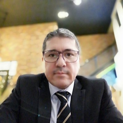 martinrios_g's profile picture. Papá, Esposo, Abogado, Maestro, Ex-Magistrado del TJE-BC., no todo es electoral!