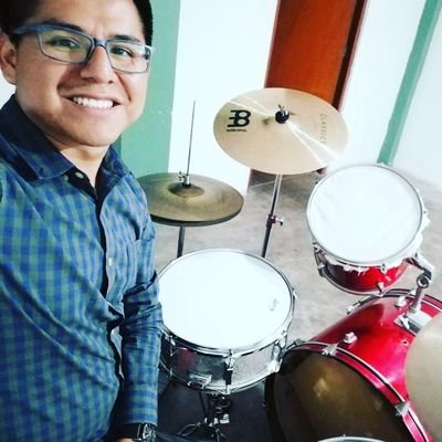 Civil Engineer, 
🎶Playing drums🥁, 
🎶Bass spielen 🎸, 
👆🏻Ebenezer🙌🏻