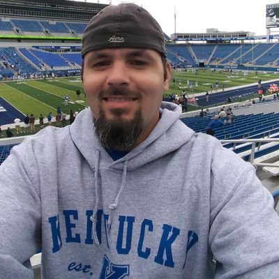 Davidf351's profile picture. 