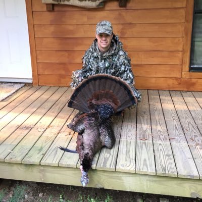 Husband, father, hunter, sports fanatic, conservative