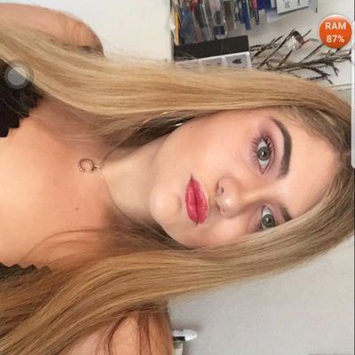 chloe kerins😗
add my snap chat Chloebush9💙
march 4