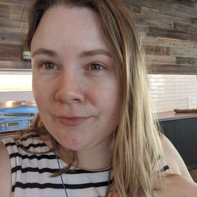 Author of YA + fantasy romance. 🐉👸 Software Engineer. She/her. Writing about women who turn into dragons: https://t.co/ZTqLtBGJdp