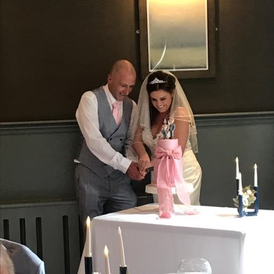 Falls Prevention Practitioner with NCIC NHS Trust. Qualified Podiatrist too. Proud Auntie of the most gorgeous loving niece and nephew, and step-mum to a dude!