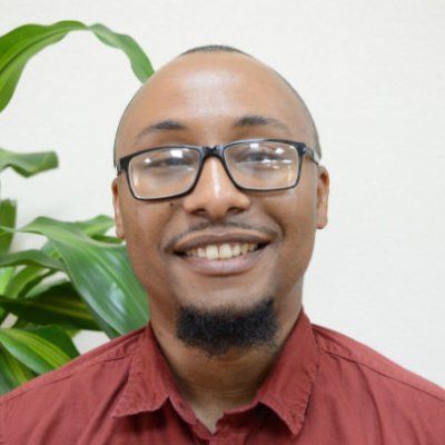 Marketing Agent who for five years has been helping professionals and startups find the path to the perfect domain. I enjoy music, travel and anything tech