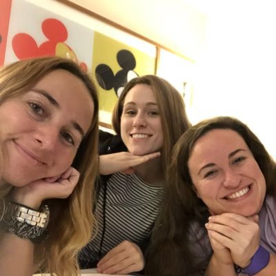 abrilrants's profile picture. you normal people freak me out.