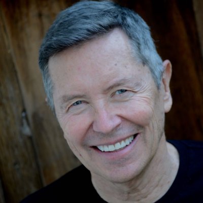 Keynote Speaker, Benefit Auctioneer Specialist, Comedian, and Emcee. Humor with a message. Author of Me, We, and Glee: https://t.co/PYPY6UXvko