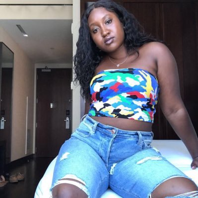 nelly_belly15's profile picture. 