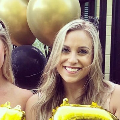 2_JENuine's profile picture. an extraverted intravert