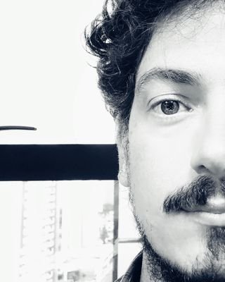 romulozacharias's profile picture. Engenheiro Civil e Economista.