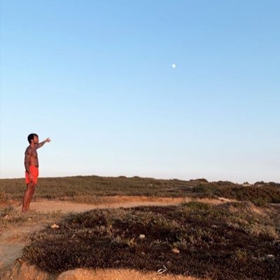 JLasoli's profile picture. What?