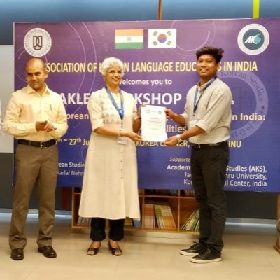 #AssistantProfessor @VIT-AP University, Andhra Pradesh #PhD@한국어학과_JNU_NewDelhi. #ResearcherAlumini@KoreaFoundation_South Korea #Native: E.Champaran_Bihar