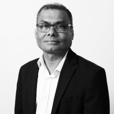 A software professional with more than 20 years of experience who is passionate about open source software.