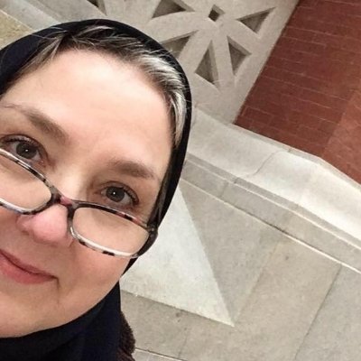 Author. Learning Scientist & Designer. Connected Higher Ed. Leader, Edtech innovator & Maker. Advocate. Scholar. Researcher. Practitioner. Empath.