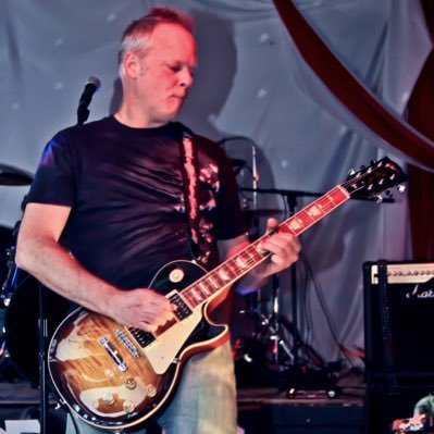 dad, pop-pop, digital pro, high-tech lifer, guitarist, picture taker, BOS sports fan, @stonehill_info alum. honest. opinionated. sarcastic. all me. I cook too.