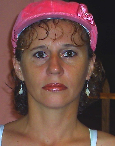 carlacbds's profile picture. 