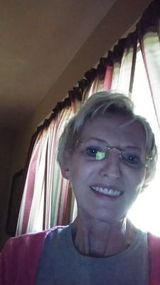 SueDaly7's profile picture. 