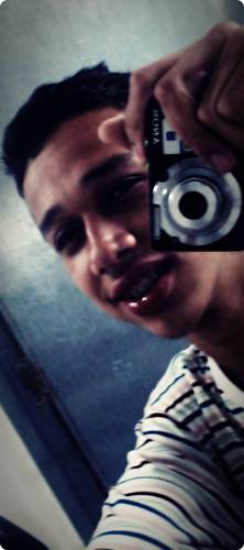 (o_O)estudante,humorista, Filho de Deus :D
