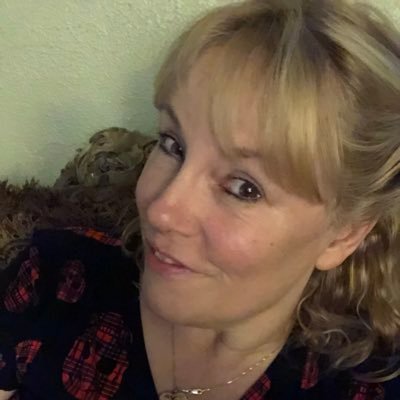 cholitaluvschuy's profile picture. 