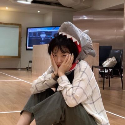 9d0k_y0n9's profile picture. 혼자 주접해요