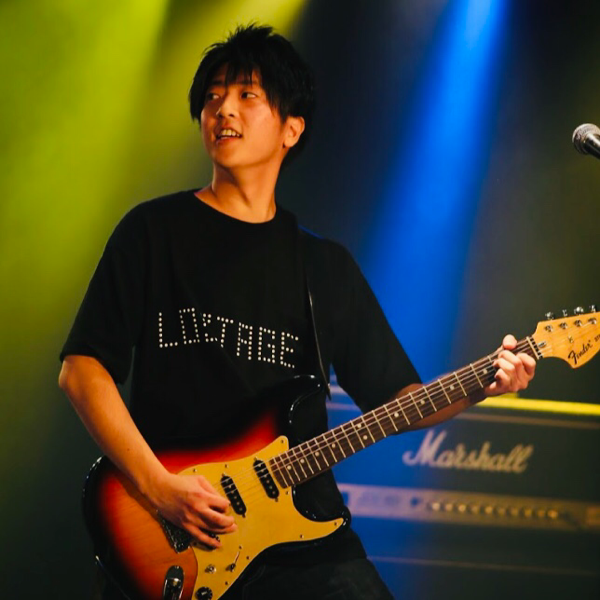 「飲ませていいのは、飲まされる覚悟のある奴だけだ。」 Guitar/Rock/Metal/Live/Racing kart/酒