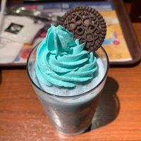 チョコミント食べたい (@shiro_kuro_mono) 's Twitter Profile Photo チョコミント食べたい (@shiro_kuro_mono) 's Twitter Profile Photo