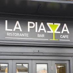 At Leonardo's La Piazza we specialise in pizza, pasta and risottos, as well as rustic a la carte dishes including fresh fish, chicken, veal, lamb and steak