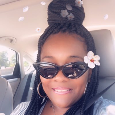 Yolonda75317313's profile picture. My name is Yolonda I’m a 9th grade Eng. 1 teacher, I love what I do.