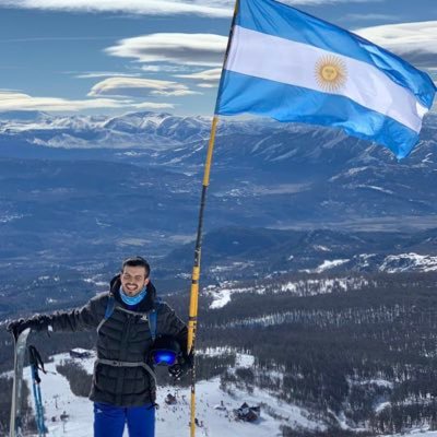 JuanitoMendozaa's profile picture. Le pego de cheto y la bailo piola hasta morir