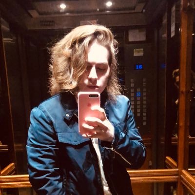 Tobinadal_'s profile picture. 