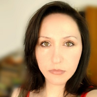 Nicole Neuman - Writer & Editor