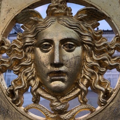 izu2308's profile picture. 