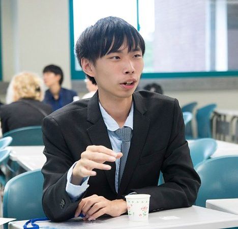 HengChienLiou's profile picture. #Taiwanese Student/Researcher 
#NetworkScience, #SocialScience, #Fairness
I do tweet politics, because science is never independent of it.