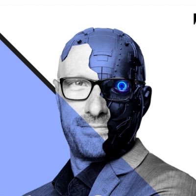 West Coast Correspondent for The Sunday Times. Co-Host of 'The Times Tech Podcast.