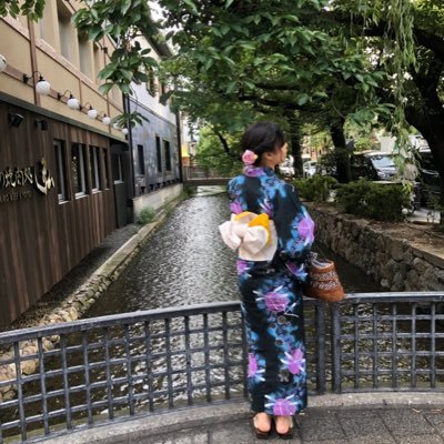 nahoNe_'s profile picture. 夢見るフリーター ダンサー＆女優志望  基本的に自分用の日記＆感情のはけ口として呟きます 情報収集のためにしかフォローしたりしません