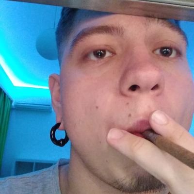 netabak's profile picture. как вы можете заметить я не только очень разносторонний человек, но ещё и долбоёб