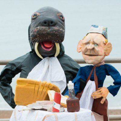 We are a puppet theatre company specialising in puppetry shows, training and workshops.