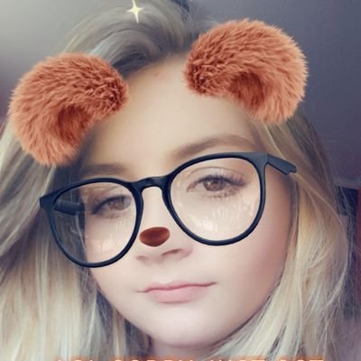I think im chill, i LOVE David dobrik and his vlog squad.❤❤❤( Bailey, Zane, and Heath are my favs, but i can never tell the difference).