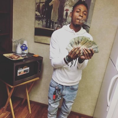 Money is the Only Convo 🦅Roadrunna Mob🏁 #IfaLifestyle #OmoOgun🔮📿 IG: @Bitcoindinero_