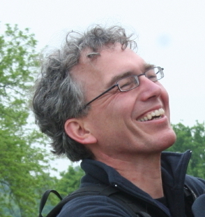 Bedenker, organisator opleidingen + seminars, dagvoorzitter, gespreksleider, journalist, secretaris vakgebied energie & milieu, hobby's: natuur, yoga, hardlopen