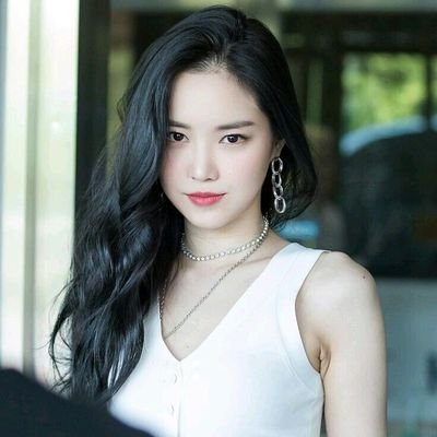 soulbymie's profile picture. Fictional, NSFW || 
Penikmat senja, penyuka coklat, pemuja Haden. https://t.co/LSNpTzGrd3