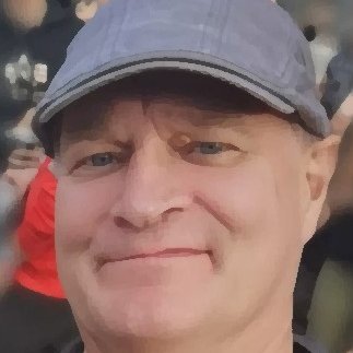 Motto elämään: elä kuin jokainen aamu olis elämäsi esimmäinen päivä. Ota rennosti.
Vaari.
