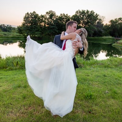 emilypc18's profile picture. daughter of the one true King