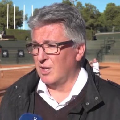 Profesional de La Enseñanza (Tenis) , residente en Miranda de Ebro.