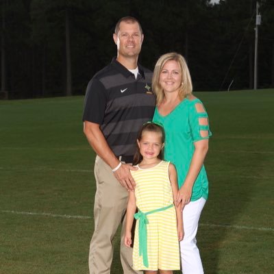 Christ follower, Husband, Dad, former QB Coach @ Richmond Senior High @FbRichmond