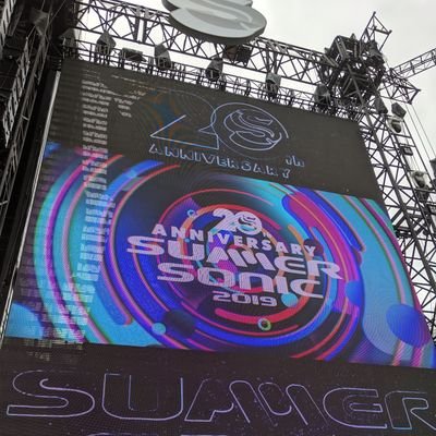 がんばれ 日本 がんばれ タイガース!
BMTH、U2、the 1975 ロック 大好き!
とにかく熱狂的なこと大好き!