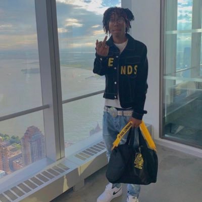 Competitive console Fortnite player | NA | Grinding for a creator code | 5+ months of scrim experience |