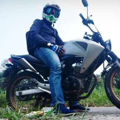 setiawan_harika's profile picture. hidup bahagia tanpa mengurus atau mengusik hidup orang lain.