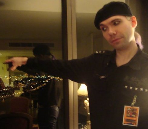 AaronAckerson's profile picture. Streamer,
AI prompt bro,
Free Palestine