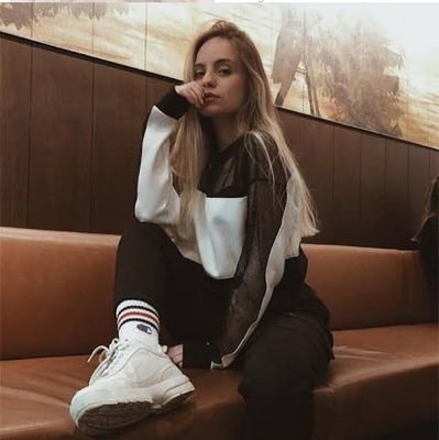 Cemresolmazfan1's profile picture. hayran sayfası