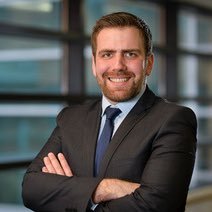 Head of Underwriting Transformation at Direct Line Group. Senior business operations leader with 17 years' experience in financial services. Views my own.